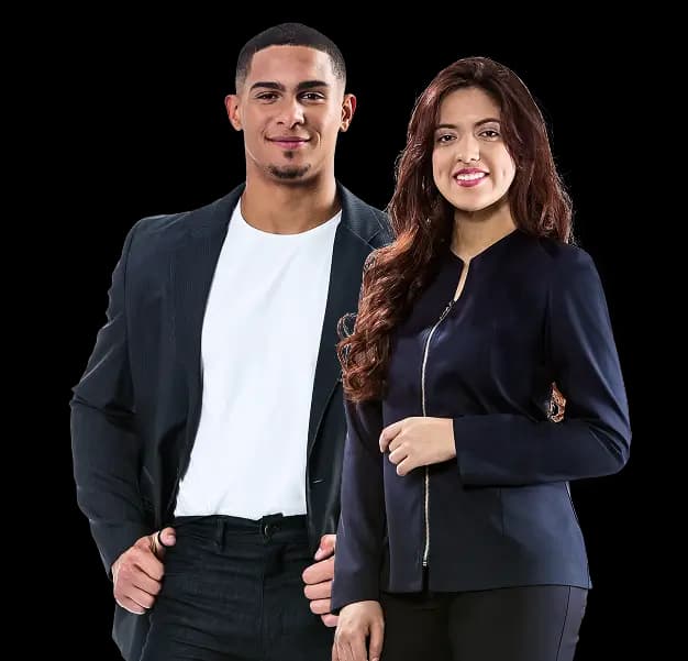 Hombre y mujer con uniforme corporativo de Ideal Work.
